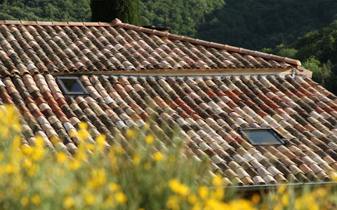 POSE ET LA RÉPARATION DE VELUX